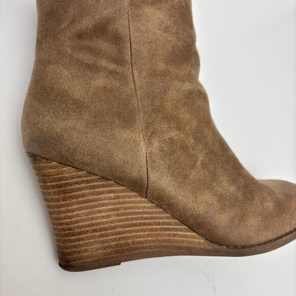 Dolce Vita Rupart Wedge Square Toe Ankle Bootie Truffle Tan Suede Women's Size 7 - Picture 9 of 10